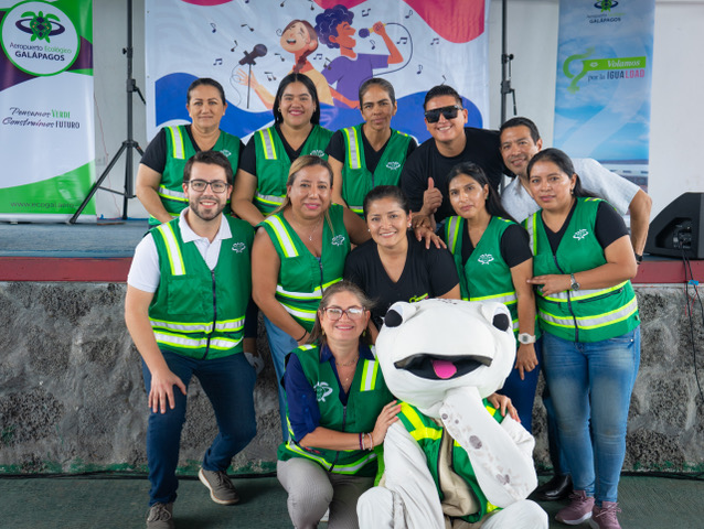 En el Aeropuerto Ecológico de Galápagos, Volamos por la Igualdad.