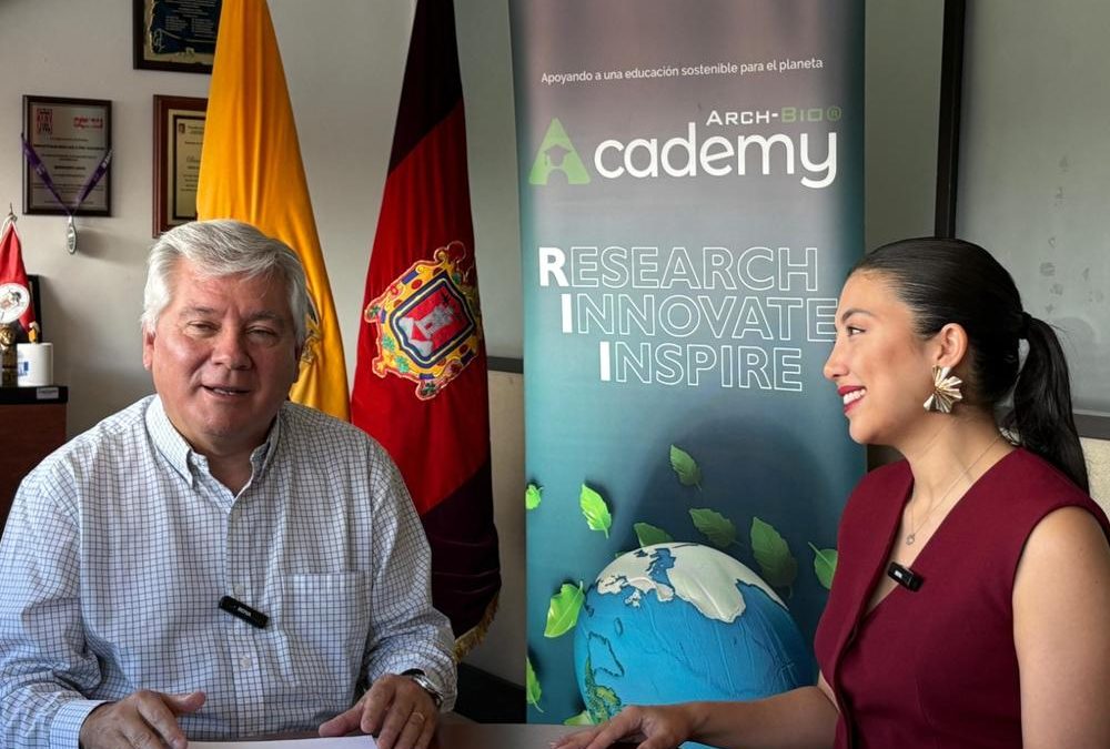 Academy Arch-BIO presenta: ¿Es Viable Construir Sustentablemente en Quito? Una Conversación con Bernardo Abad