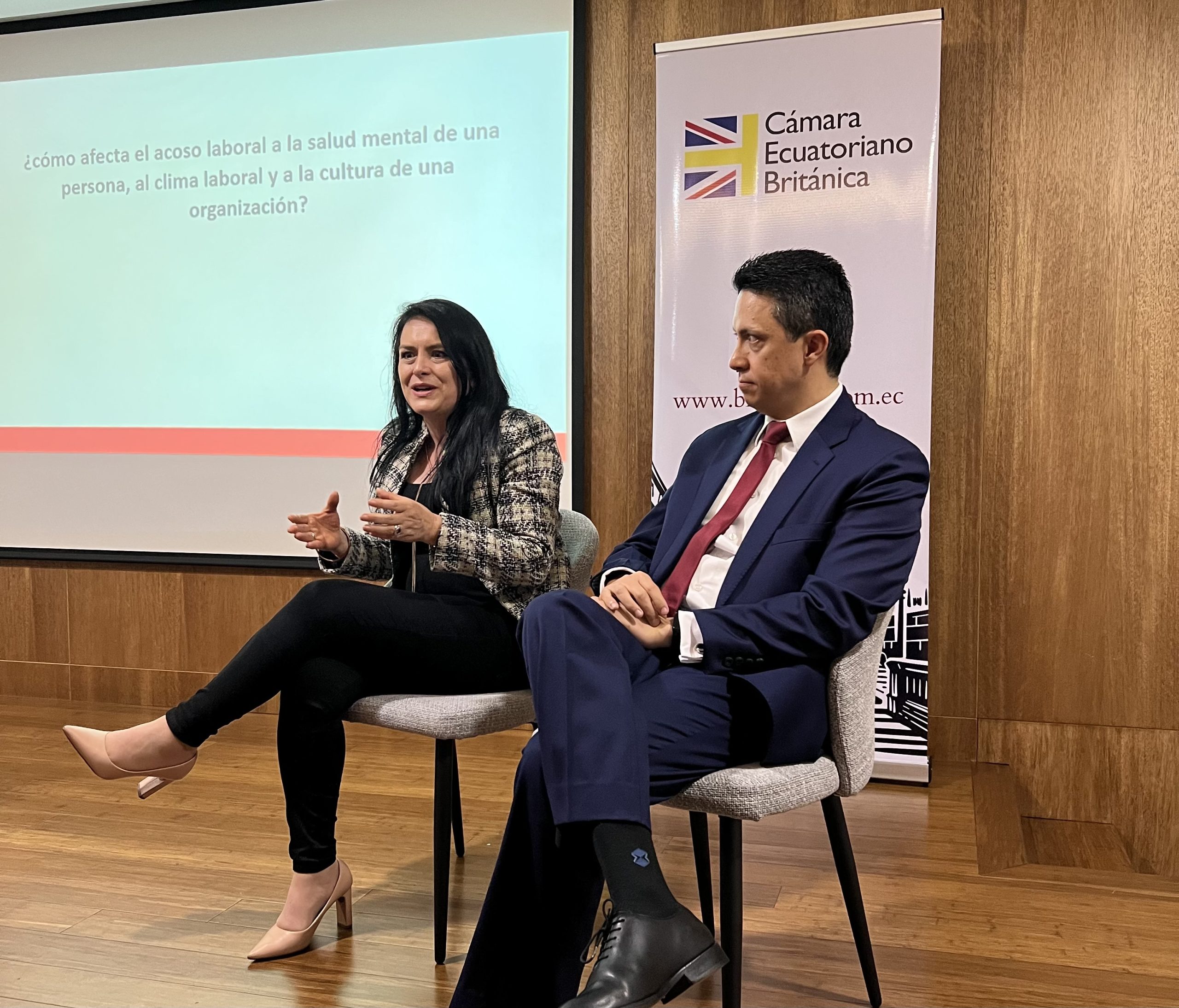 Números Asociados y Servicios