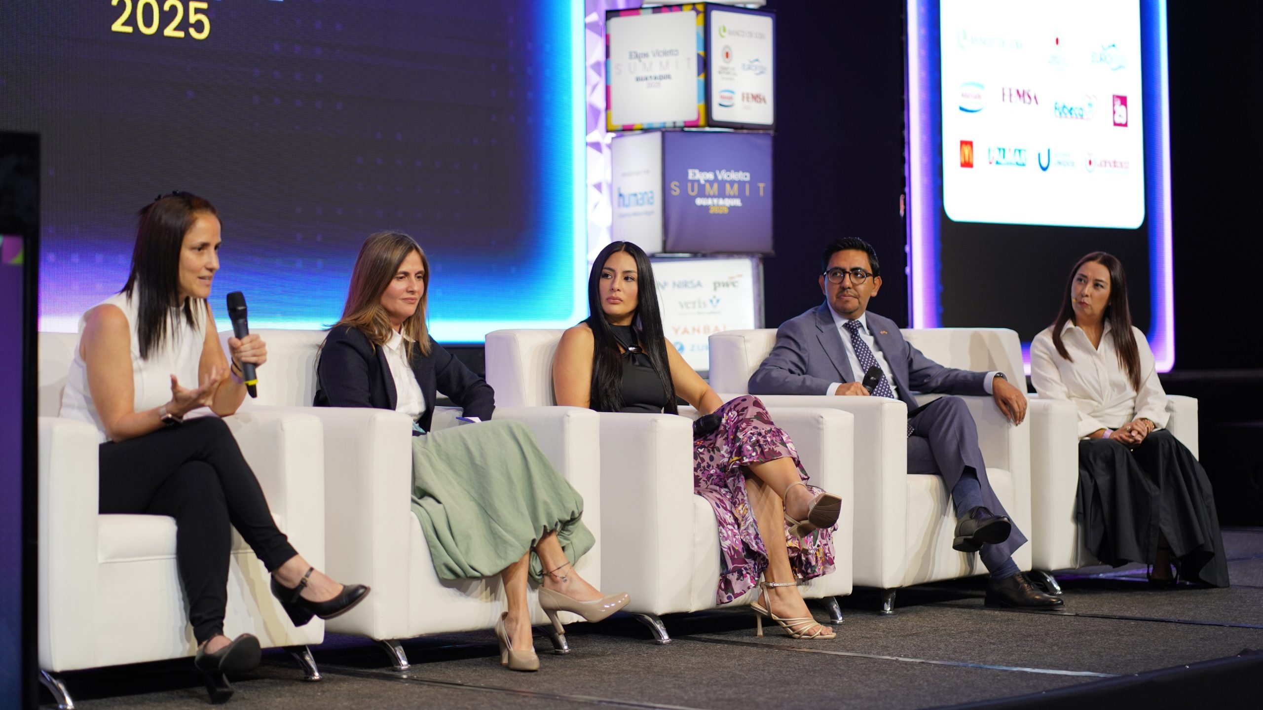 Números Asociados y Servicios