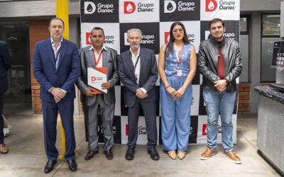 Palmeras del Ecuador de Grupo Danec Fortalece sus Relaciones Laborales con la Firma del Contrato Colectivo
