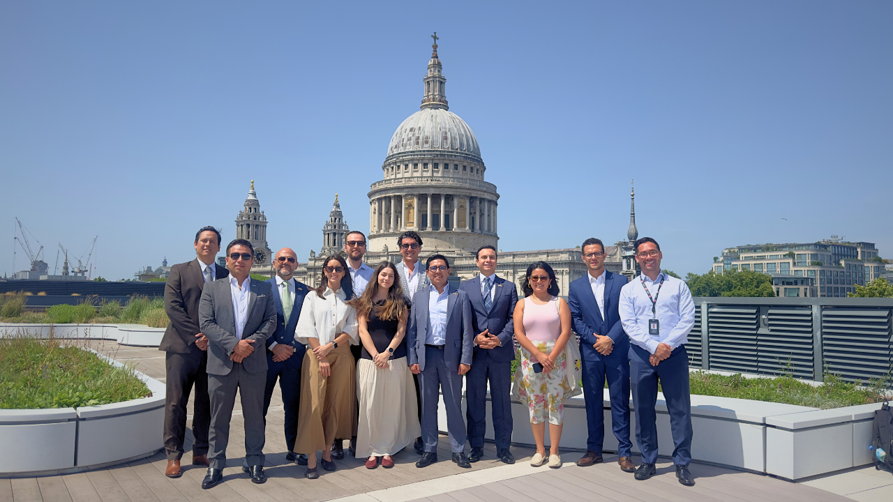 Números Asociados y Servicios