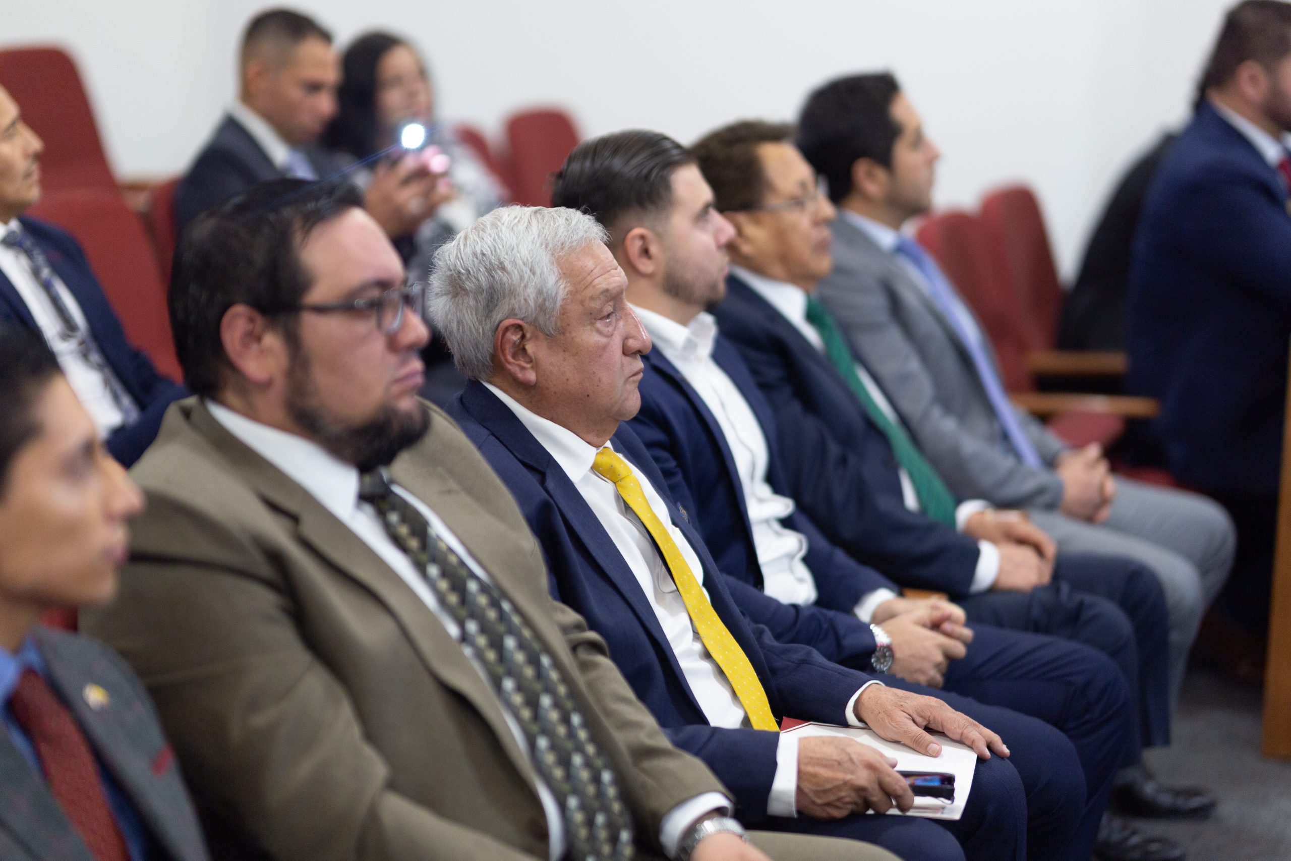 Números Asociados y Servicios